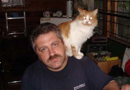 Я и кошка Лиска - главная помощница :-)